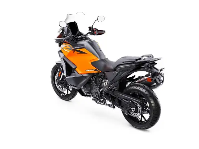 2027 KTM 1390 SUPER ADVENTURE S EVO in Dirt Bikes & Motocross in Ottawa - Image 5