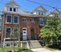 1-370 Alfred St - 1 bedroom in a 2 bedroom apartment - May 5!