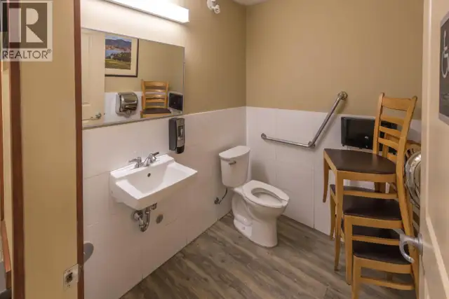 412 Main Street Penticton, British Columbia in Commercial & Office Space for Sale in Penticton - Image 20