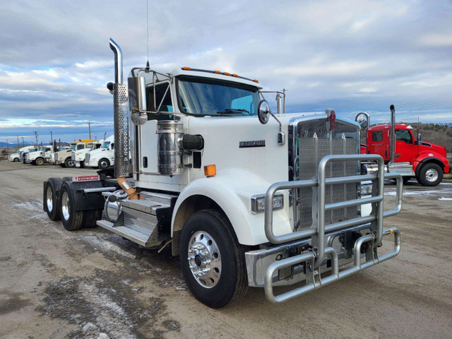 2023 Kenworth W900 in Heavy Trucks in Regina - Image 3