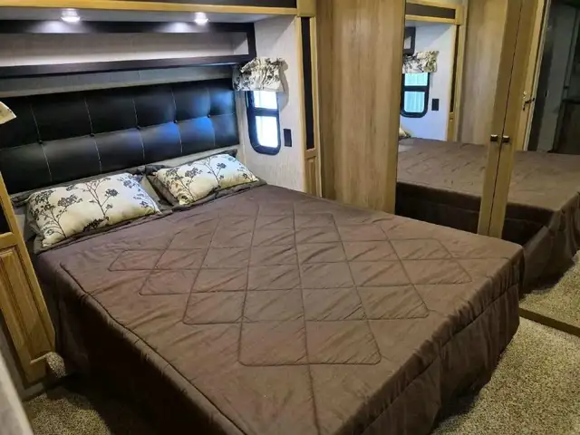 2016 Cruiser RV Crossroads 315RL in Travel Trailers & Campers in Thetford Mines - Image 19