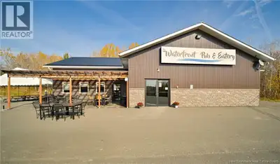 EXCEPTIONAL OPPORTUNITY! The Waterfront Pub and Eatery in the heart of Nackawic offering year-round...