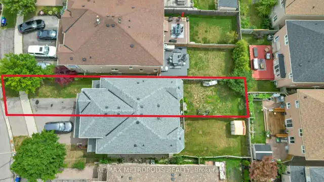 SEMI DETACHED in hot Patterson area (Vaughan)63384445298819122