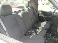 NORTH POINT MOTORS...CALL TEXT 780-224-7791 FINANCING AVAILABLE CHECK OUT THIS 04 GMC 2500HD 4X4 LON... (image 5)