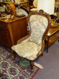 Antique Parlor Spoon-back Chair