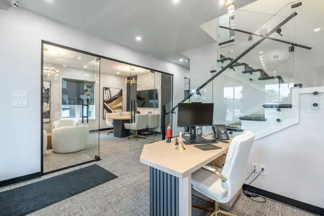 BURLINGTON * Modern Private Office with Parking & Amenities* in Commercial & Office Space for Rent in Oakville / Halton Region - Image 7