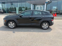 Nouvel Arrivage! Découvrez ce Hyundai Kona Essential 2026, un VUS sous-compact moderne qui combine c... (image 7)
