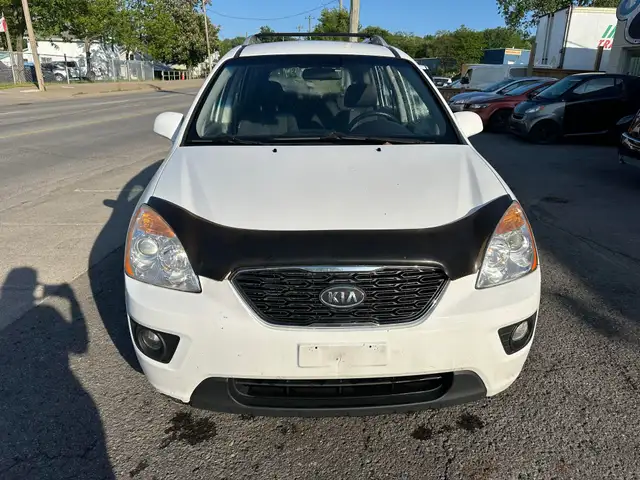 2011 Kia Rondo EX in Cars & Trucks in St. Catharines - Image 11