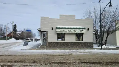 Excellent opportunity to own both the business and the real estate in the growing community of Lamon...