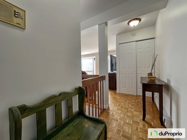 $270,000 - Condominium for sale in Charny — photo 2