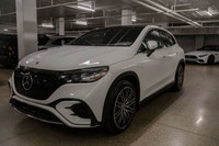 This Mercedes-Benz EQE has a powerful Electric engine powering this Automatic transmission. POLAR WH... (image 3)