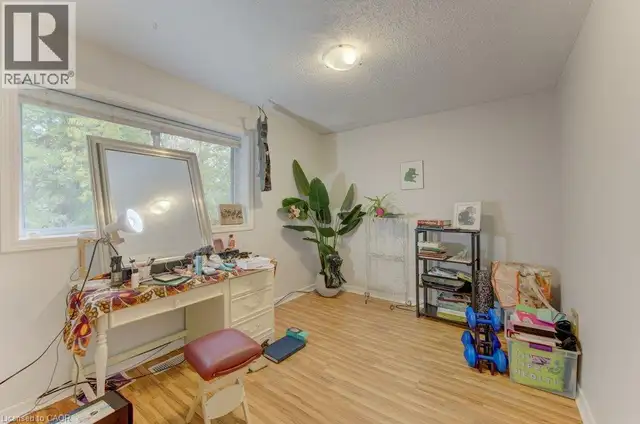 174 GLEN Road Kitchener, Ontario in Houses for Sale in Kitchener / Waterloo - Image 11