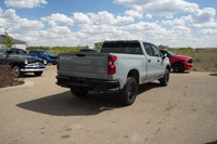 --DRIVE THE DREAM THIS SUMMER AT ADRENALIN MOTORS! NOW LOCATED IN GASOLINE ALLEY, RED DEER!-- 5.3L V... (image 4)