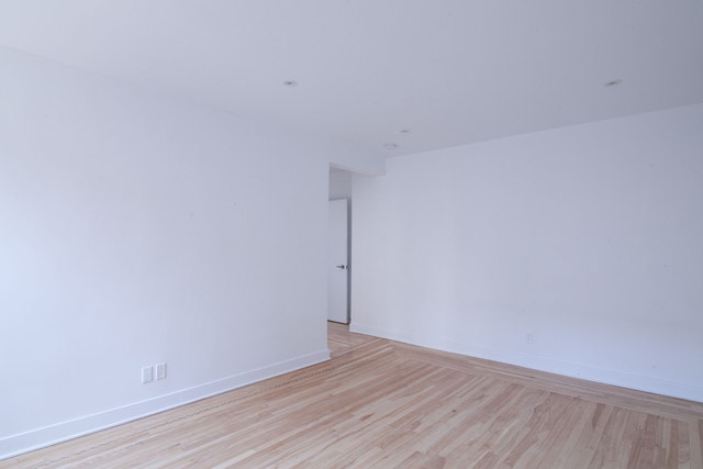 2105 Chomedey Street — photo 3