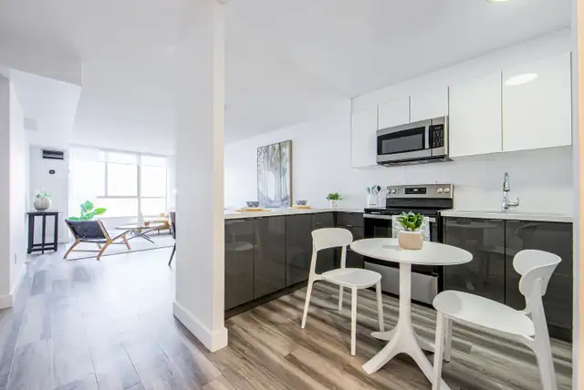 Two Bedroom Apartment for Rent - 15 Martha Eaton Way in Long Term Rentals in Markham / York Region - Image 11