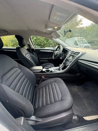2013 FORD FUSION HYBRID SE with 4 Cylinder Engine 2.0L, auto ac, bluetooth, power window, power lock... (image 7)