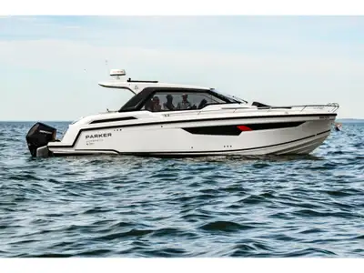 Propulseur d'?trave, Air conditionn?, Syst?me shorepower, R?frig?rateur, Trim Tab, Eau chaude, Guind...