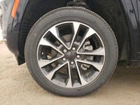 Package, 2.0L Dohc I-4 DI Turbo PHEV (ecx) - Other (W/27P), 8-Speed Torqueflite Auto PHEV (dfy) - Au... (image 9)
