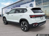 The 2025 Volkswagen Taos Comfortline, with only 10 kilometers, is ready to transform your daily driv... (image 2)