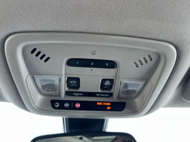 2017 Chevrolet Malibu LT | Command Start | Reverse Camera5167042565301964826