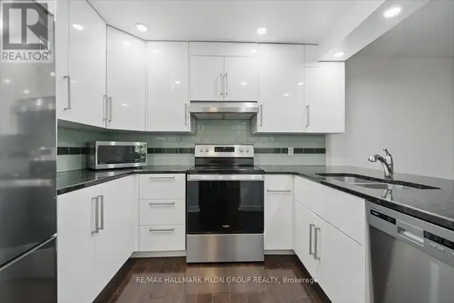 404 - 201 LAURIER AVENUE E Ottawa, Ontario62863331961090122