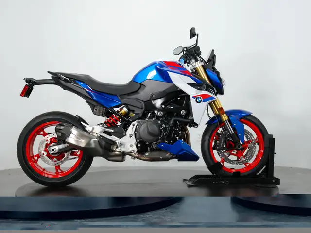 2025 BMW F900R in Street, Cruisers & Choppers in Kelowna - Image 3