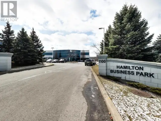 104 - 1100 SOUTH SERVICE ROAD Hamilton (Stoney Creek Industrial) in Commercial & Office Space for Sale in Hamilton - Image 3