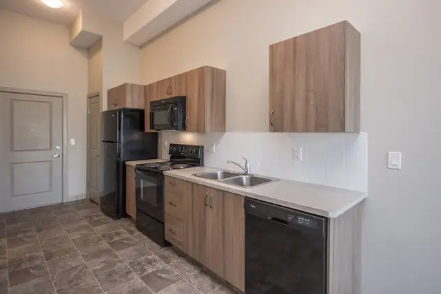 One Bed In Beautiful Sylvan Lake - $699 Security Deposit Promo in Long Term Rentals in Red Deer - Image 5