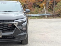 Sunroof Package - Driver Confidence Package - Wireless Charging - Heated Outside Mirrors - Heated Fr... (image 4)