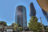 2 Bed / 2 Bath Condo In The Heart Of Mississauga