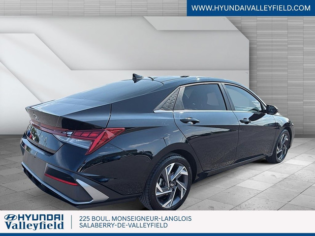 2025 Hyundai Elantra Luxury IVT w-Two-Tone Interior dans Autos et camions  à Ouest de l’Île - Image 3