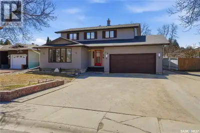 Welcome to this 2,191 sq ft 2 story family home! Featuring great curb appeal and located in a quiet...
