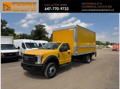 CLEAN CARFAX - ONE OWNER - OFF LEASE - 6.8L 10 CYL - AUTO - REAR WHEEL DRIVE - AM/FM - RUNNING BOARD...