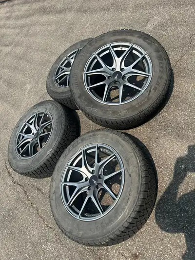 255/50/20 235/65/18 235/60/19 235/50/21 255/55/19 5x114.3 Lexus rx350 rx450 rx500 F sport Toyota hig...