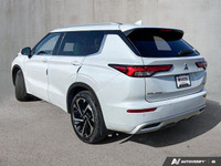 This Mitsubishi Outlander has a dependable Regular Unleaded I-4 2.5 L/152 engine powering this Varia... (image 3)