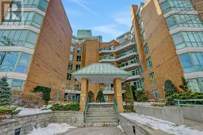 Welcome to #503 - 550 Cambridge Street South in Glebe Annex! Well maintained 2 bedroom & 2 bathroom...