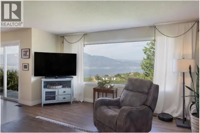 1116 Naramata Road Penticton, British Columbia in Land for Sale in Penticton - Image 26