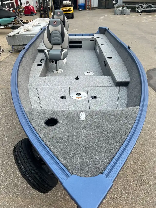 2024 Alumacraft ESCAPE 165 TILLER F50LHC in Powerboats & Motorboats in St. Albert - Image 3