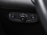 *LED Lights, Leather Seats, Premium Audio, Heated Steering Wheel, Climate Control!* With crisp body... (image 9)