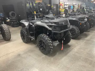 2026 CAN-AM OUTLANDER XT 700 ATV STOCK #A120033 50HP ROTAX ACE ENGINE CVT TRANSMISSION SELECTABLE 2W...