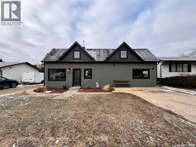 724 St Annes AVENUE Bruno, Saskatchewan in Houses for Sale in Saskatoon - Image 2
