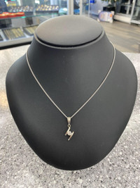 18K White Gold Diamond Pendant w/ Chain