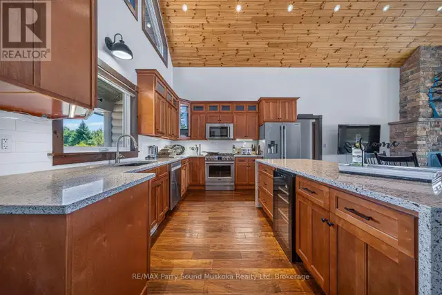 64 MCCORDS ROAD McKellar, Ontario in Houses for Sale in Barrie - Image 8