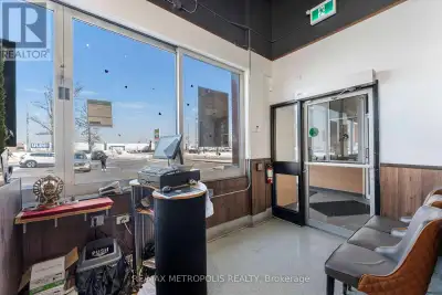 Turnkey Indian restaurant for sale in a prime Mississauga commercial corridor with strong average mo...