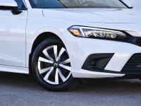 Odometer is 15010 kilometers below market average! ONE PRICE POLICY, OUR BEST PRICE, **MARKET VALUE... (image 6)