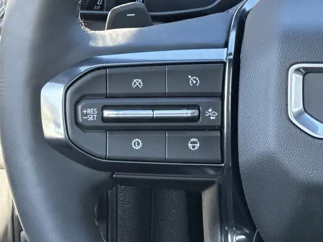 2026 GMC Yukon XL AT4 in Cars & Trucks in Calgary - Image 15