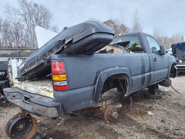 2004 GMC Sierra 2500 parts available Kenny U-Pull North Bay in Auto Body Parts in North Bay - Image 2