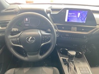 *Vehicle history form conveniently located in vehicle photos. AMVIC LICENSED DEALER ... Engine: Gas/... (image 7)