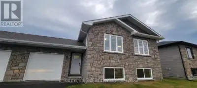 13 ZACHARY STREET Petawawa, Ontario
