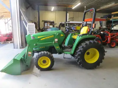 ONLY 933 hours; tractor is in beautiful condition; hydrostatic drive; 4x4; diesel; 38 HP; 3 pth; fac...